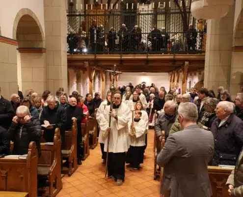 2025-12-06-Messe-Leo_90_Fotos-Frank_Langer (9)